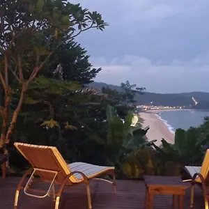 Apto Térreo Com Jardim - Do Estaleiro- Balneário Camboriu Apartamento Balneário Camboriú